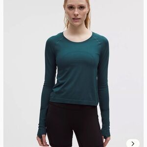 💚 Lululemon Pine Green Long Sleeve swiftly, tech top